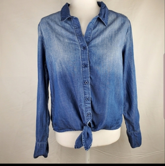 cloth & stone Tops - Cloth & Stone Chambray Blouse